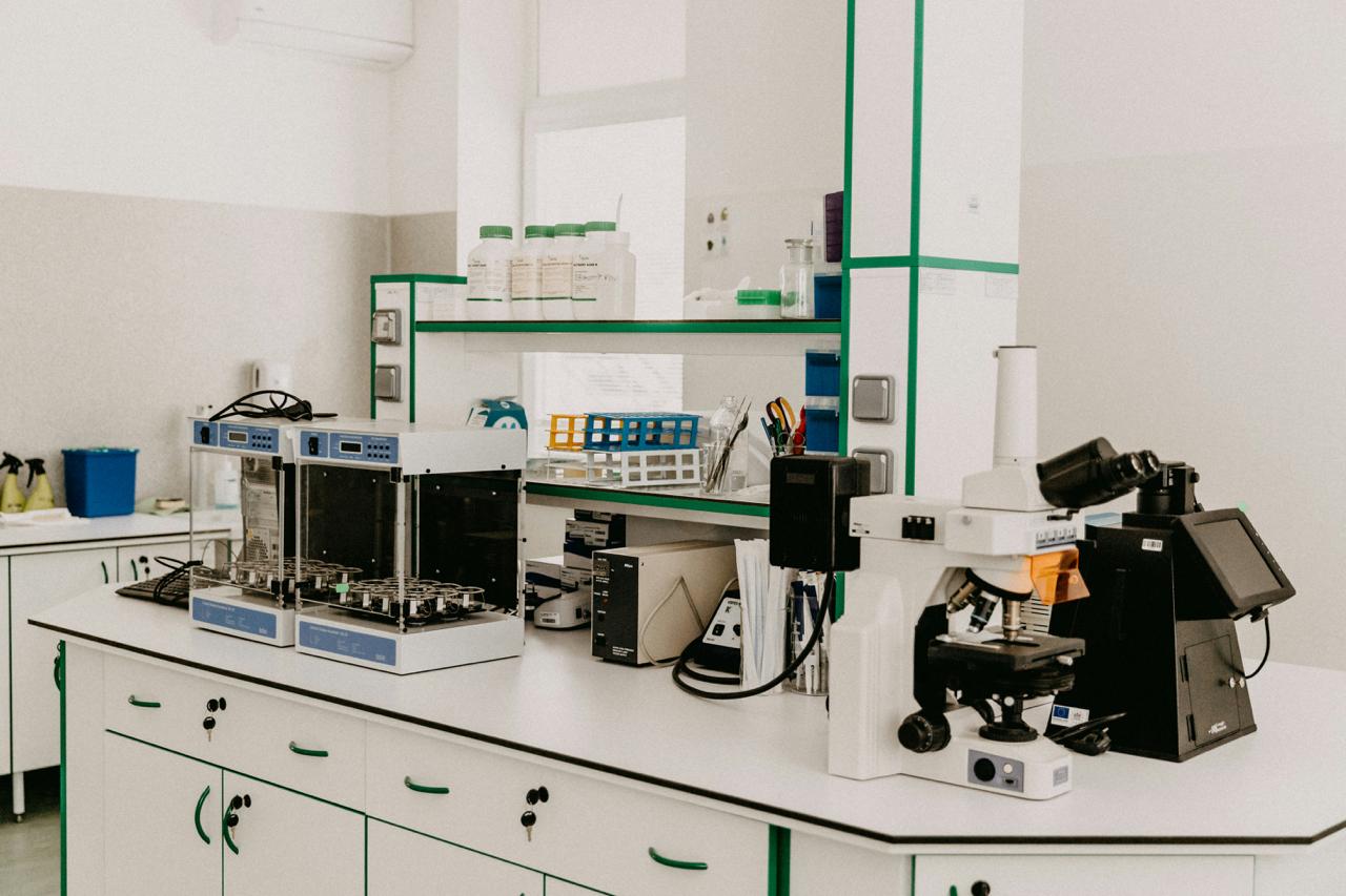 Pharmaceutical laboratory and research facility